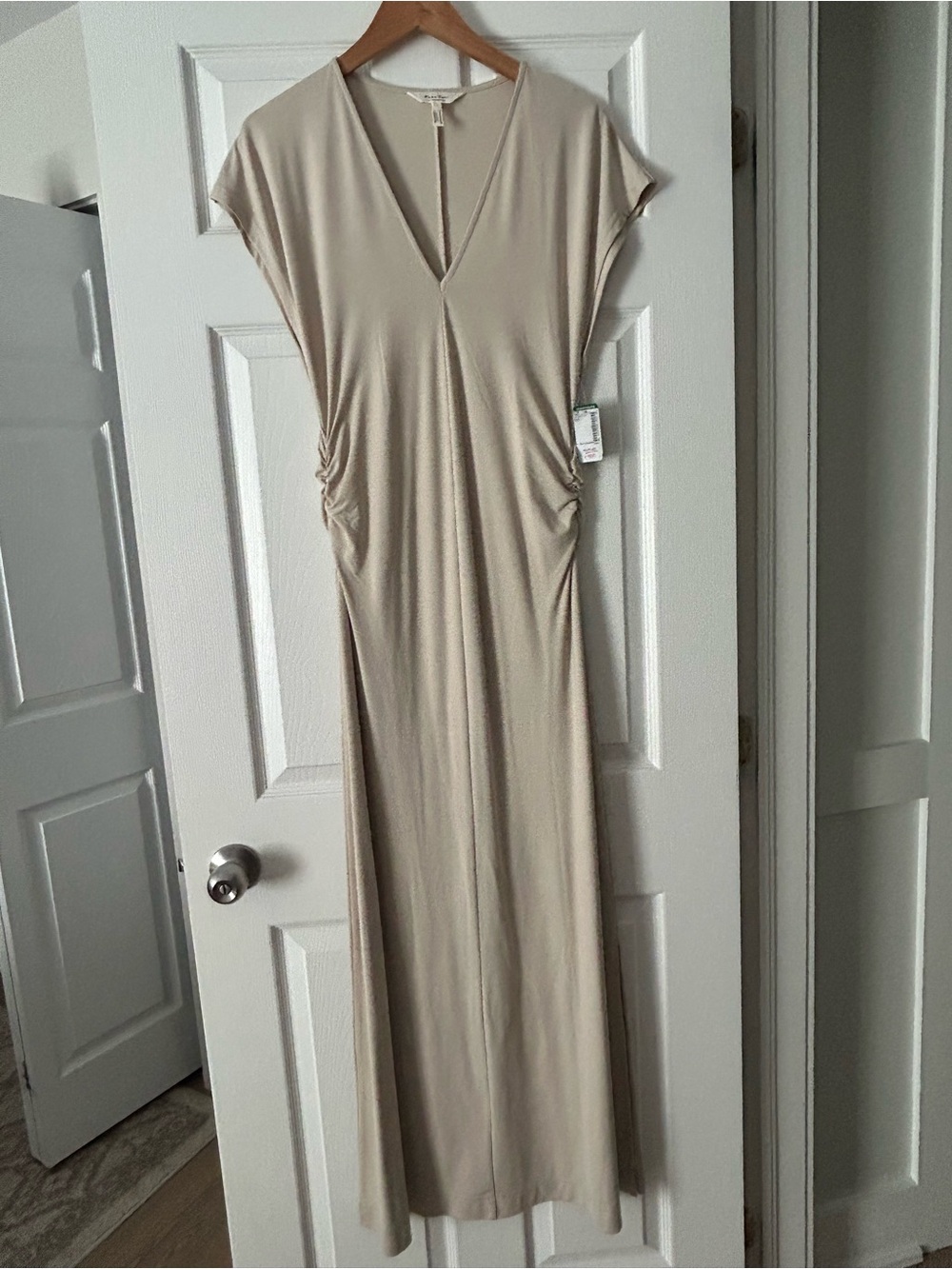 Sleeveless V-Neck Cream Maxi Dress with Side Ruching